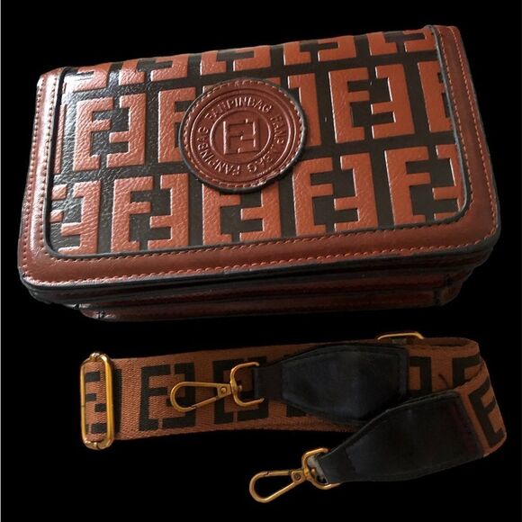 Designer Brown Crossbody Bag - Picture 1 of 4